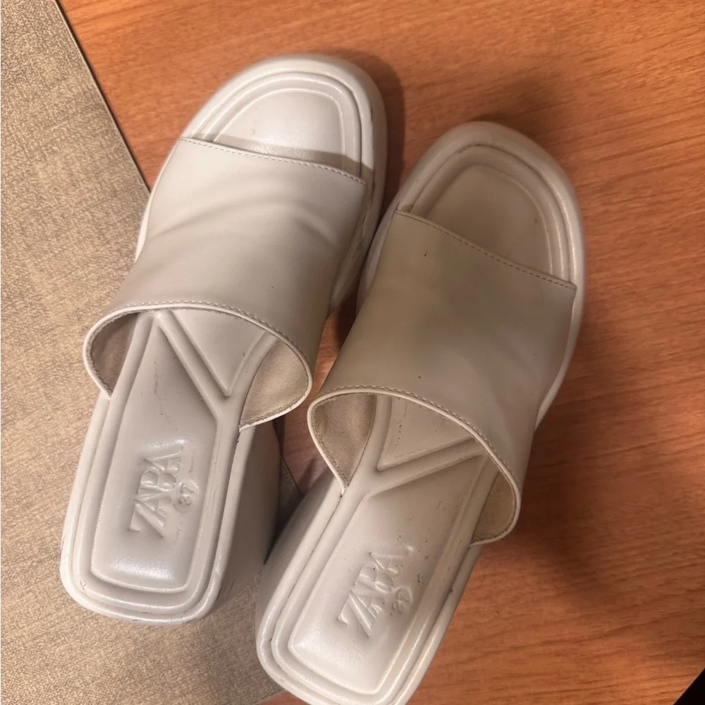 Zara White Slide Sandals